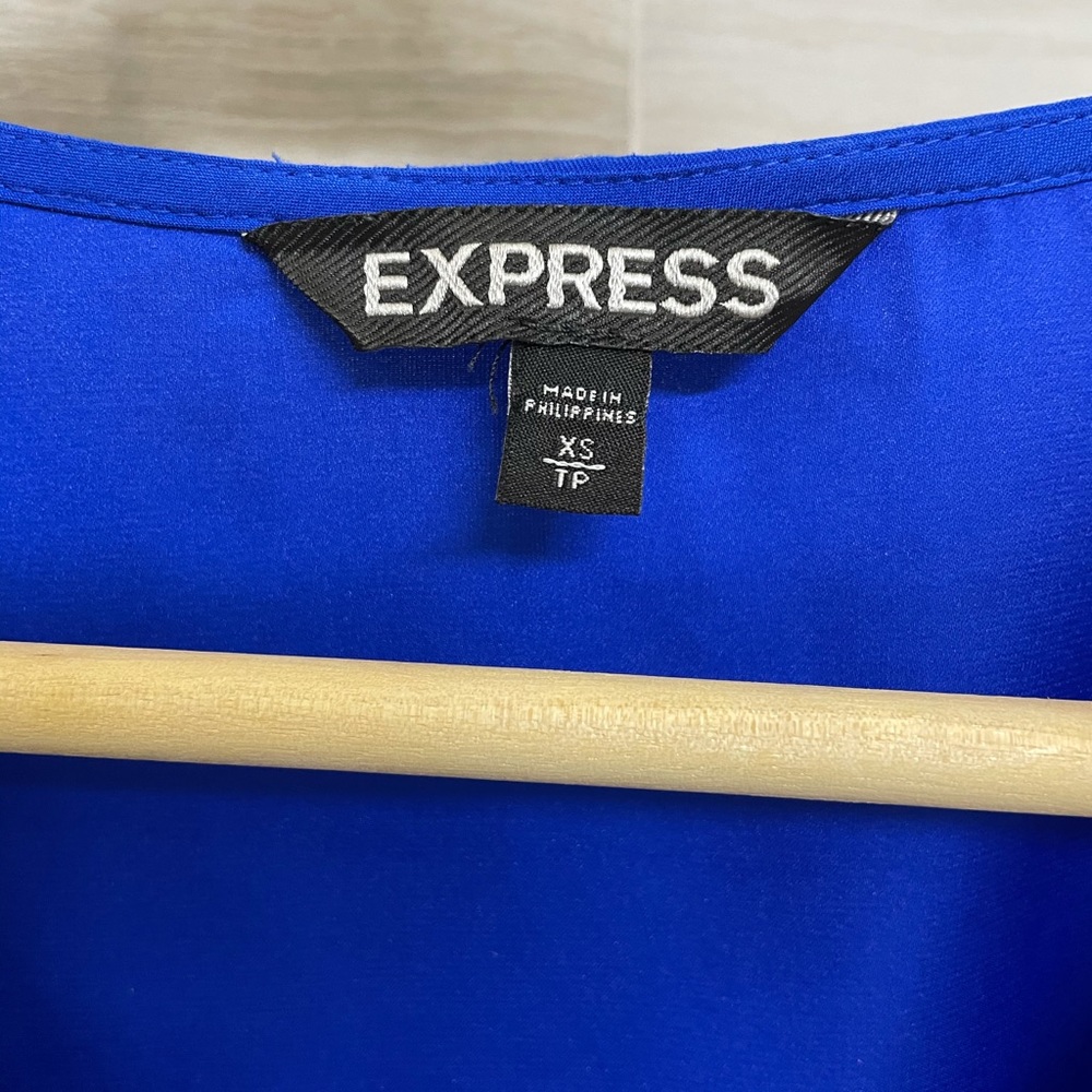 EXPRESS TOP - Picture 3 of 4